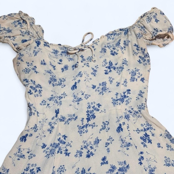 Reformation “Pacey” Floral Print Ruched Shoulder Mini Dress - Picture 4 of 8